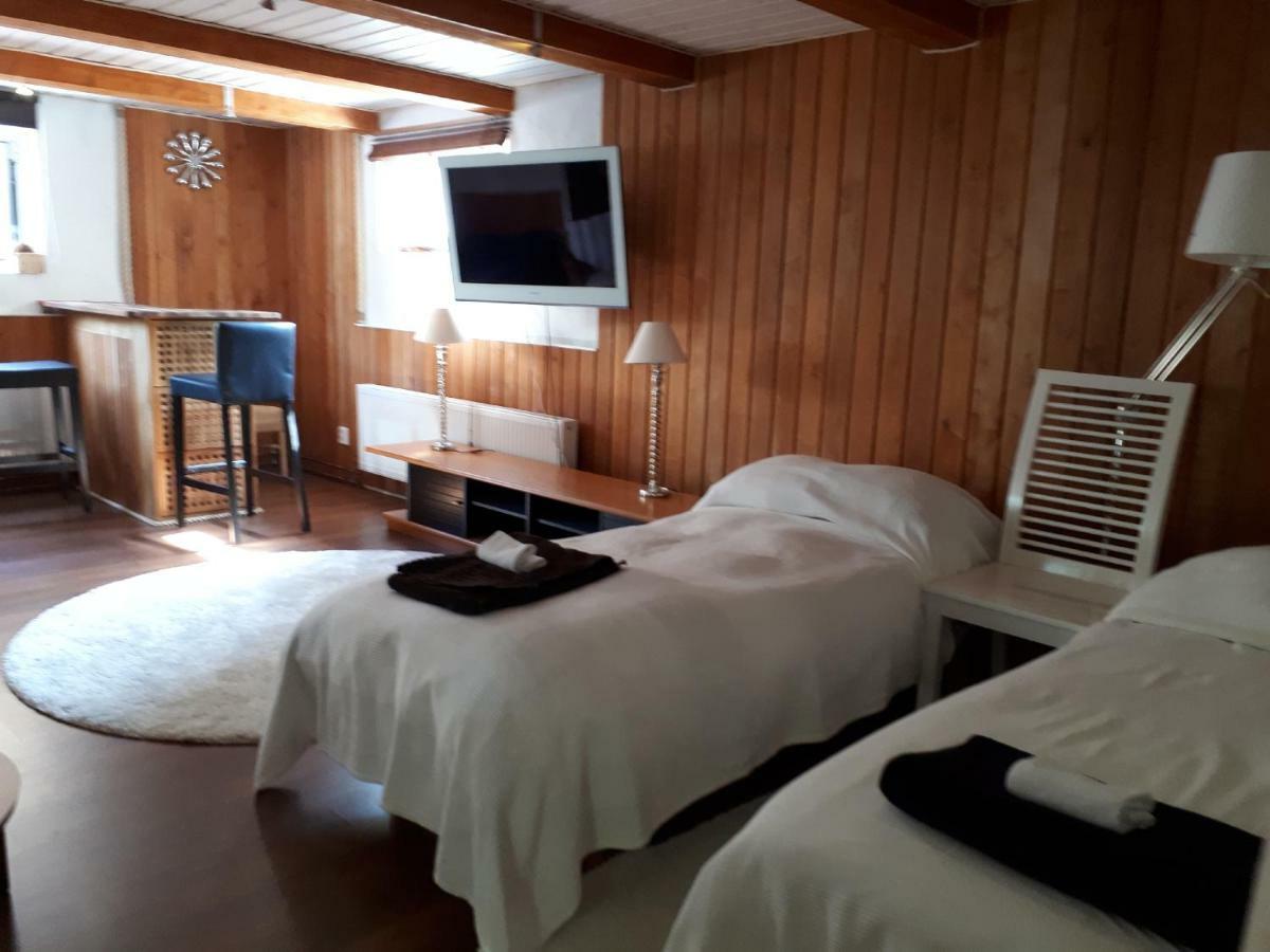 Room In Villa Emilia Espoo Luaran gambar